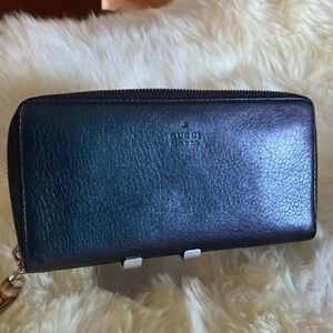Authentic Gucci Lambskin leather wallet